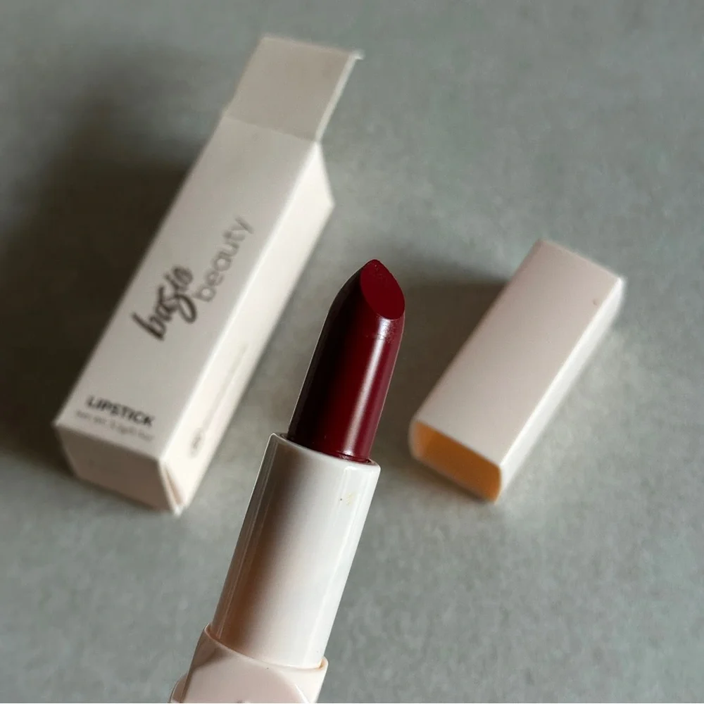 Basic Beauty Lipstick - Fall4U - Deep Red Shade - Creamy & Long-Wear Formula